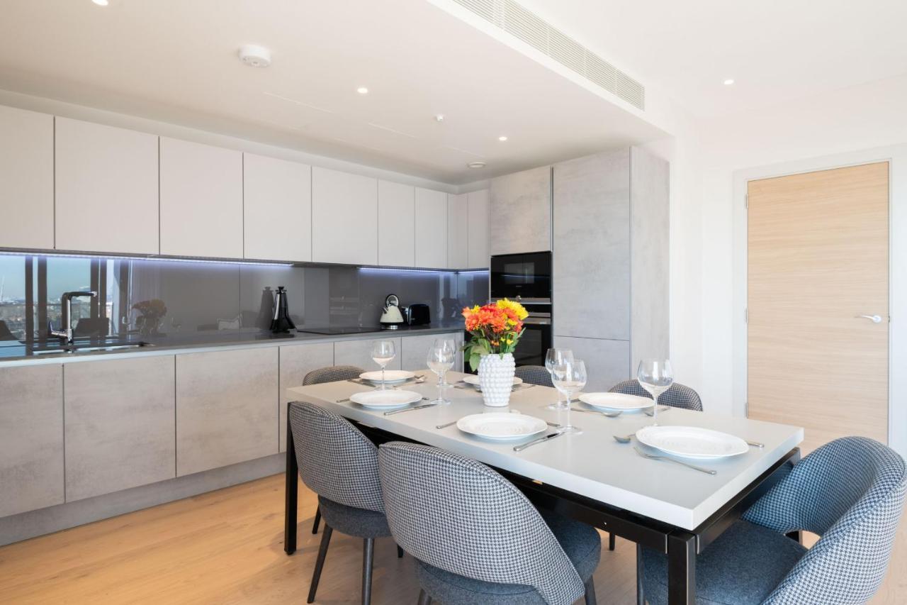 Elegant Victoria Home Close To Sloane Square By Underthedoormat London Eksteriør billede